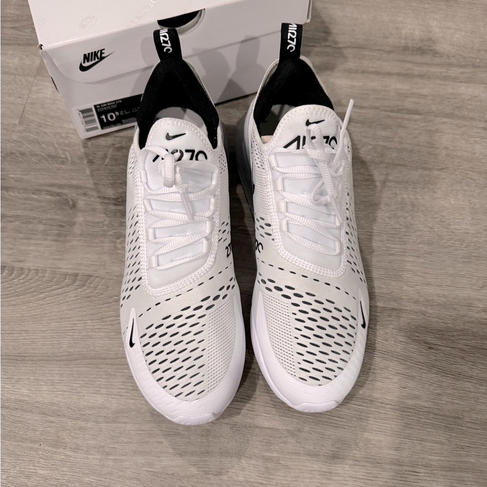 New! Women’s Nike Air Max 270 White and Black Sneakers